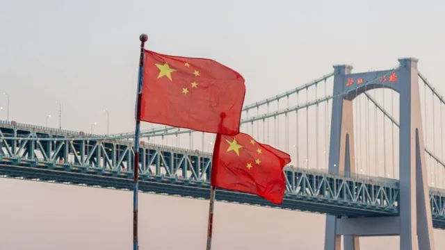 Desinformação na Era Digital: Influência de Cibercampanhas Ligadas à China