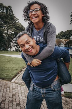 O Segredo da Felicidade: Por Que As Pessoas Se Tornam Mais Felizes Depois de 50 