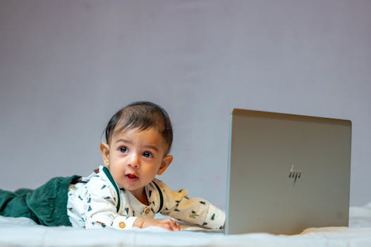 Por que o design simples do HP ZBook 8 G1i é ideal para profissionais