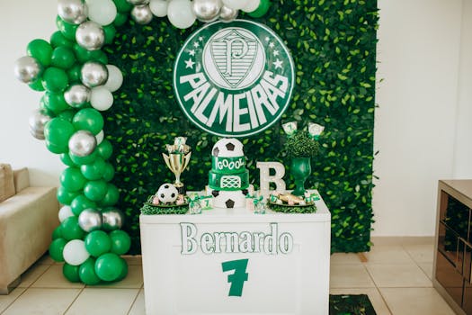 Gustavo Gómez admite Abel Ferreira faz falta no Palmeiras