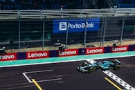 Lenovo e Formula 1 Unem Forças no Sim Racing por meio da Competição Mundial de 2
