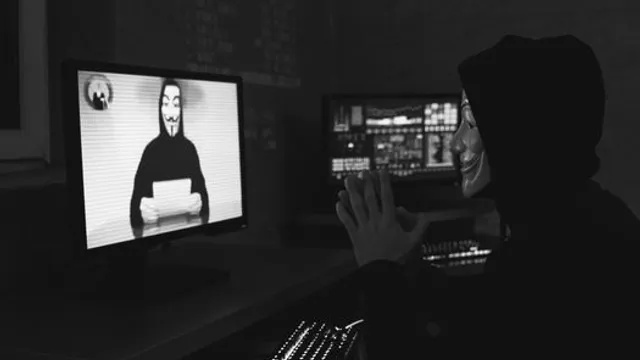PolyCast5: A Multitool Hacker Remota que Muda o Jogo