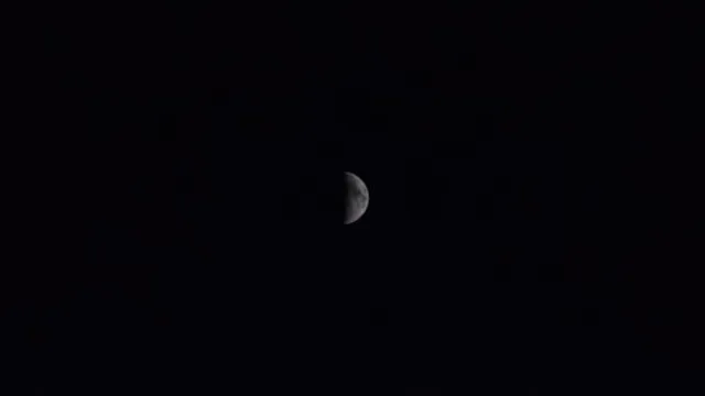 Telescopio Lunar Avança no Mapeamento Químico da Lua em Duas Anos